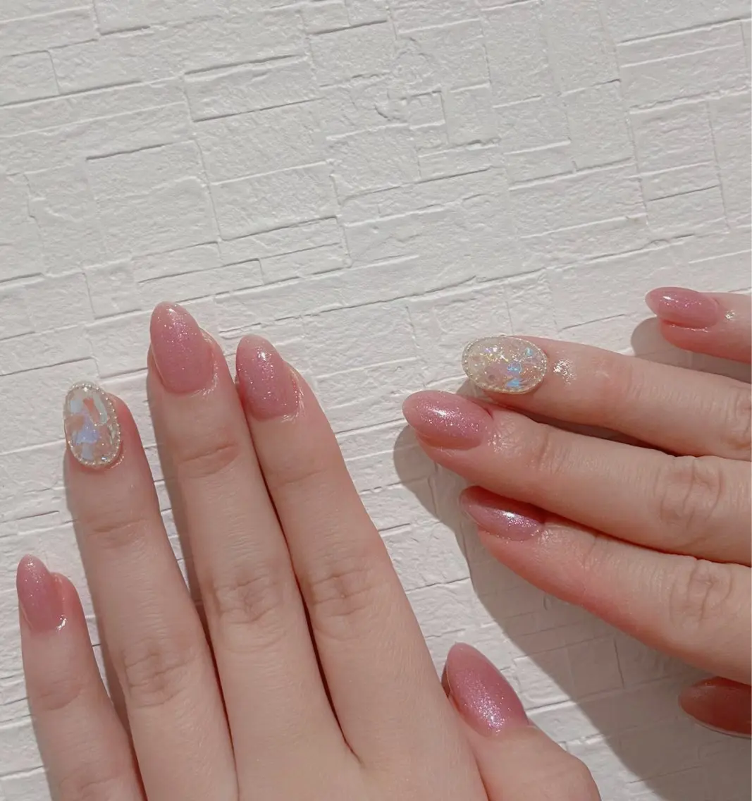 ネイル オーロラネイル 長さ出し フットネイル 韓国ネイル ラメ(グリッター) ハンドネイル 👍thumbs up nail👍のネイルデザイン