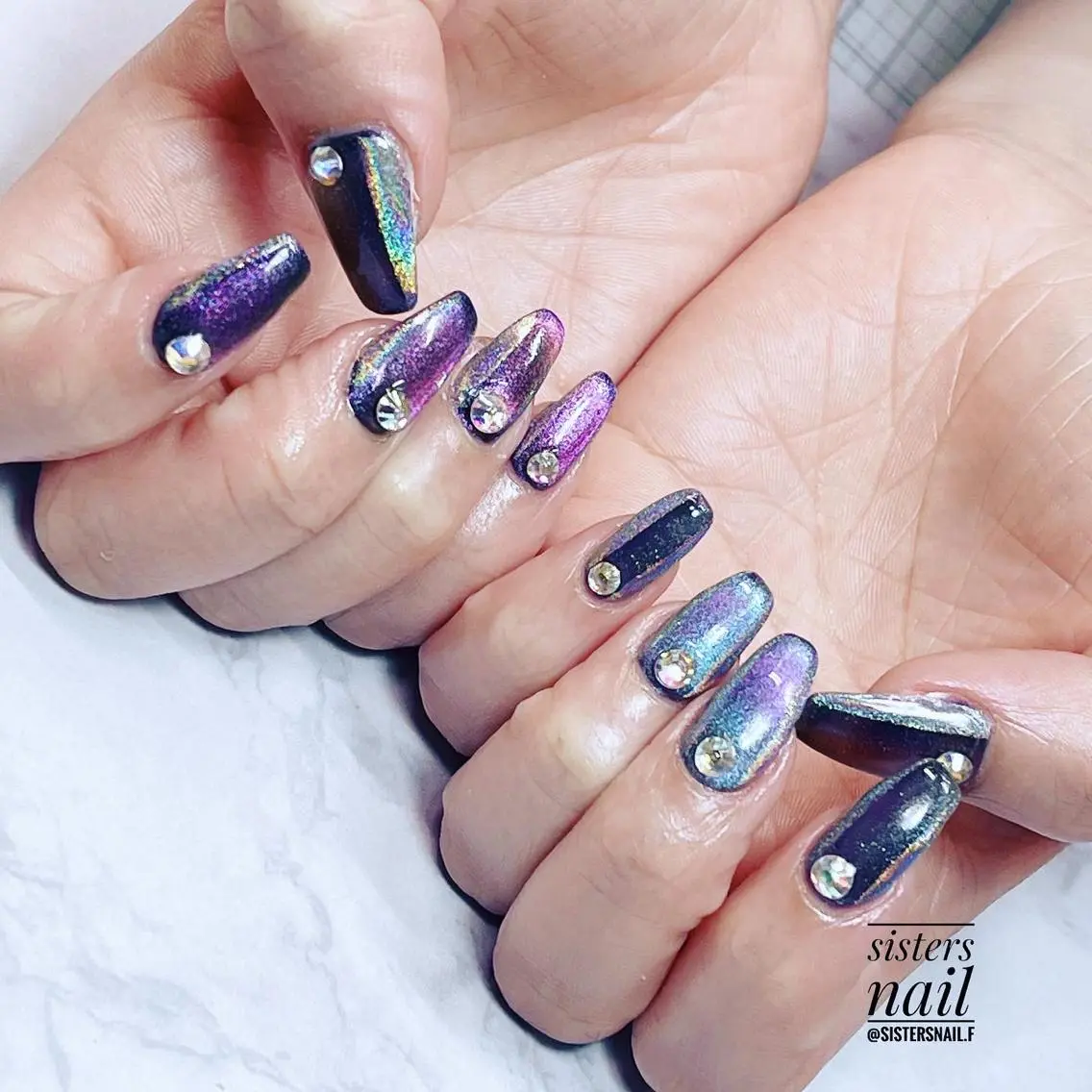 ネイル アートネイル キラキラネイル マグネットネイル ミラーネイル シンプルネイル sisters nail.fのネイルデザイン