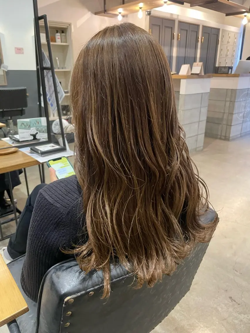 ロング 藤戸 美のヘアスタイル