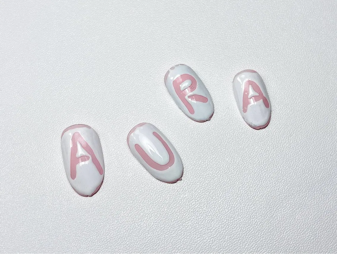 ネイル ハンドネイル ハンドケア ネイルサロン Auraのネイルデザイン