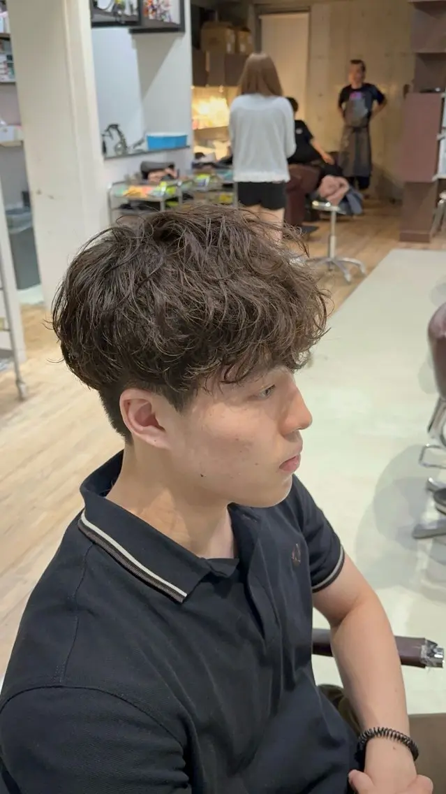 パーマ メンズ メンズパーマ カット パーマ fifth原宿 宮部蓮のヘアスタイル