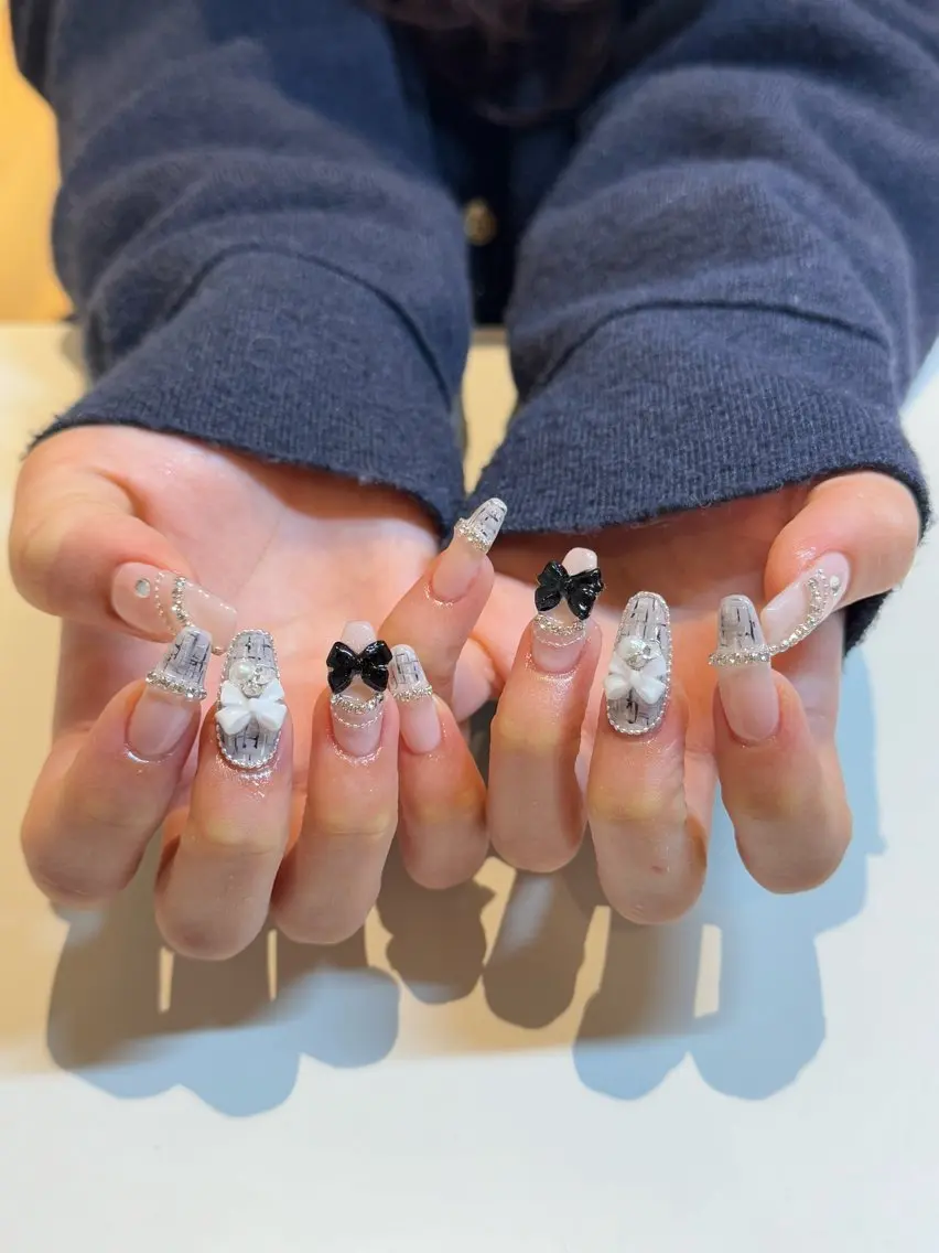 ネイル ハンドネイル 🦋 りえ🦋のネイルデザイン