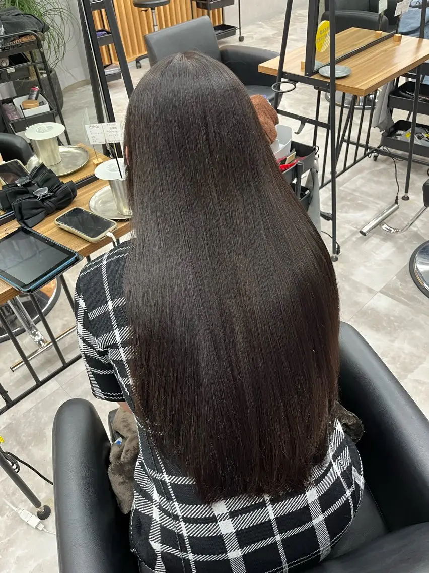 ロング 奥野JAPAN🌈 艶髪カラーのヘアスタイル