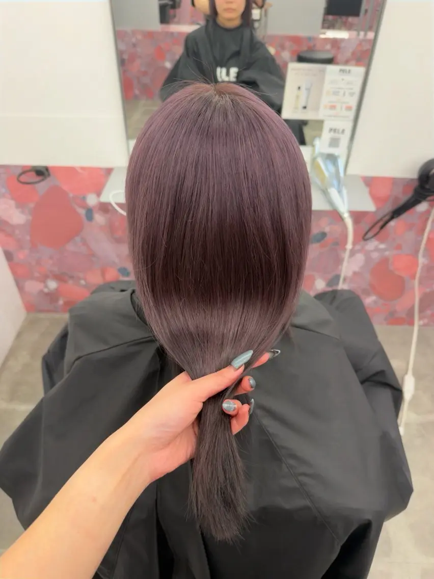 セミロング ヘアカラー PELE SAKAE kannaのヘアスタイル