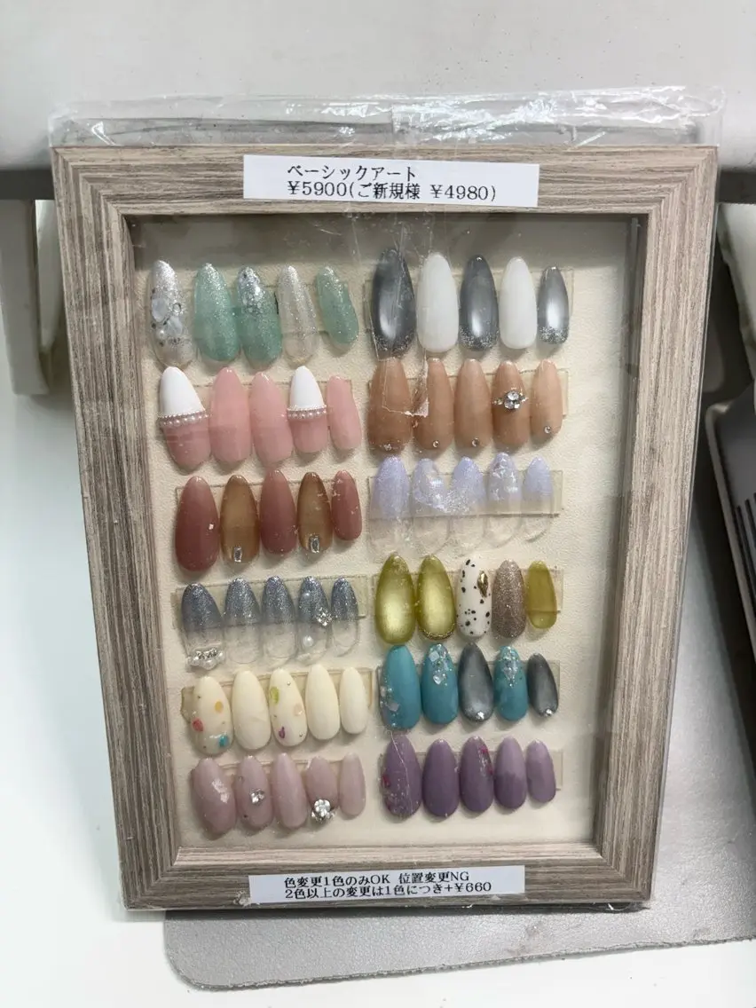 ネイル ハンドネイル ネイルサロンリベラ 金山店　水野のネイルデザイン