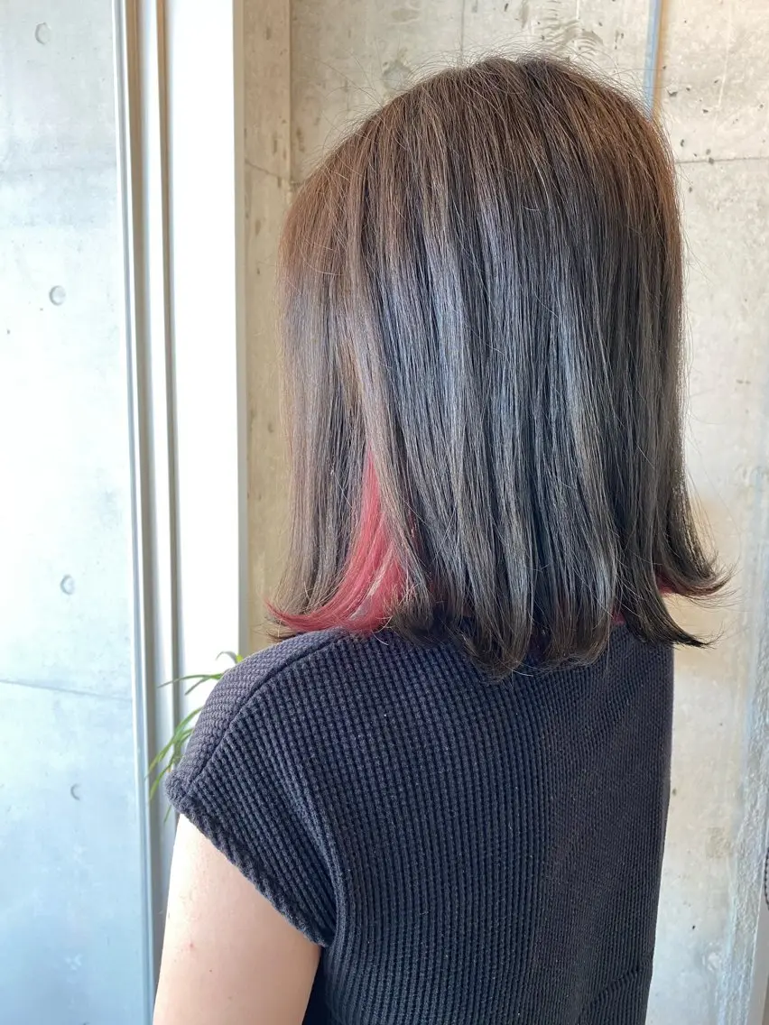 カラー デザインカラー イヤリングカラー 岡 舞唯のヘアスタイル