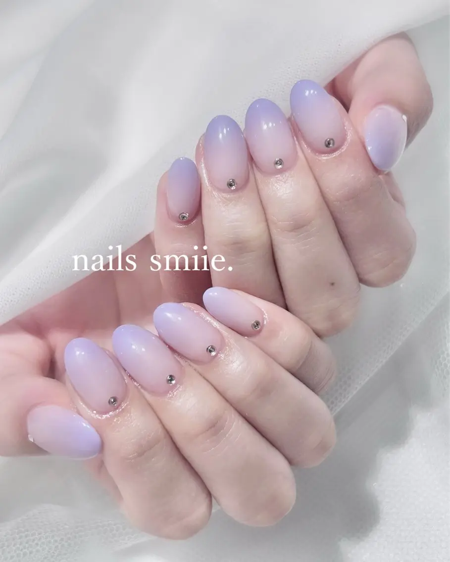 ネイル グラデーション オフィスネイル パープル シンプルネイル nails smiie.のネイルデザイン