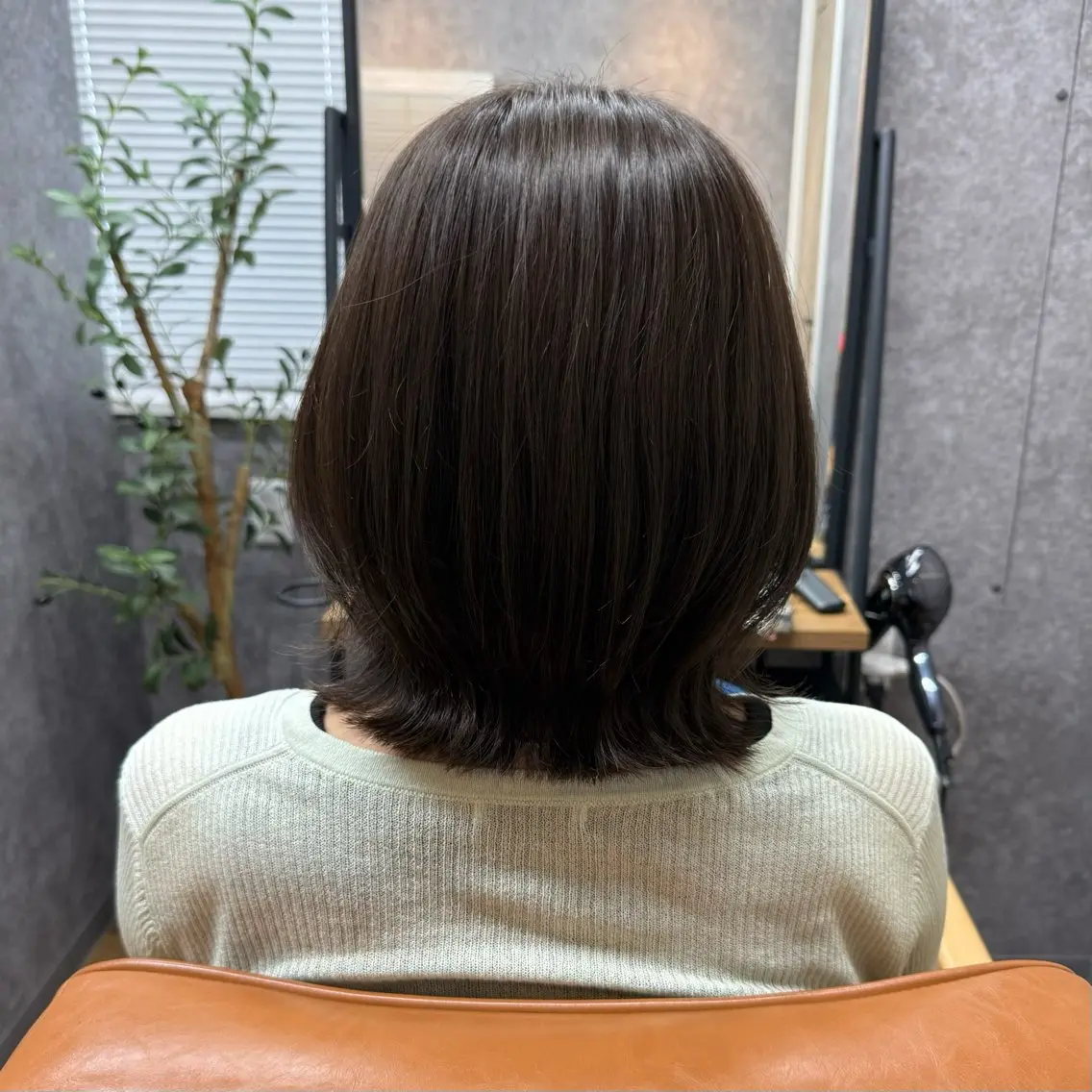 ミディアム レイヤーカット カット トリートメント cocoa船橋🎀 naomiのヘアスタイル