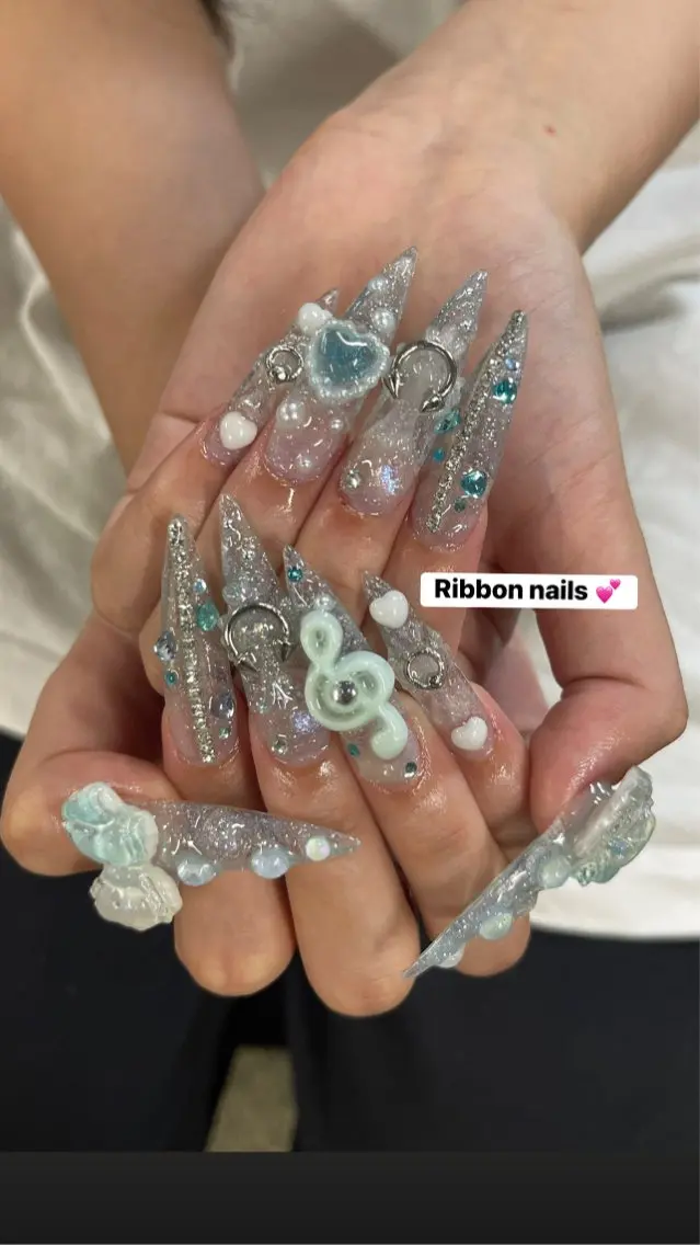 ネイル ハンドネイル NiJi Nailsのネイルデザイン