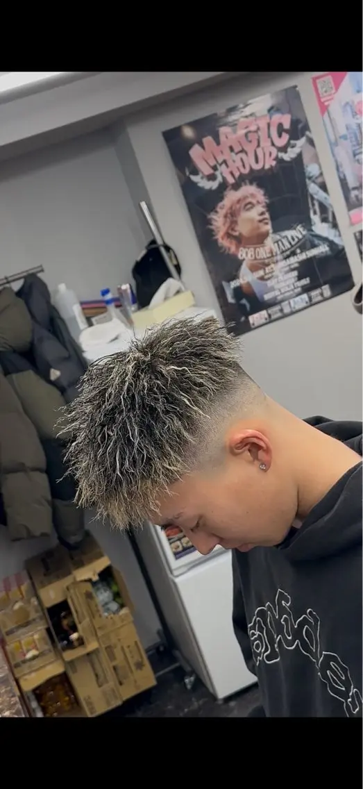 ショート パーマ メンズ メンズパーマ メンズツイストパーマ ツイストパーマ frei_sappi メンズパーマ/アメ村のヘアスタイル