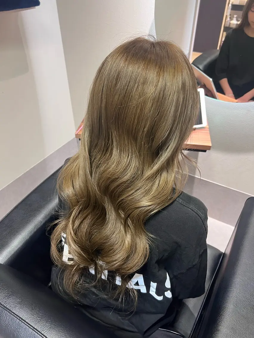 ロング ヘアカラー 乃愛/縮毛矯正・ 透明感カラー🫧のヘアスタイル
