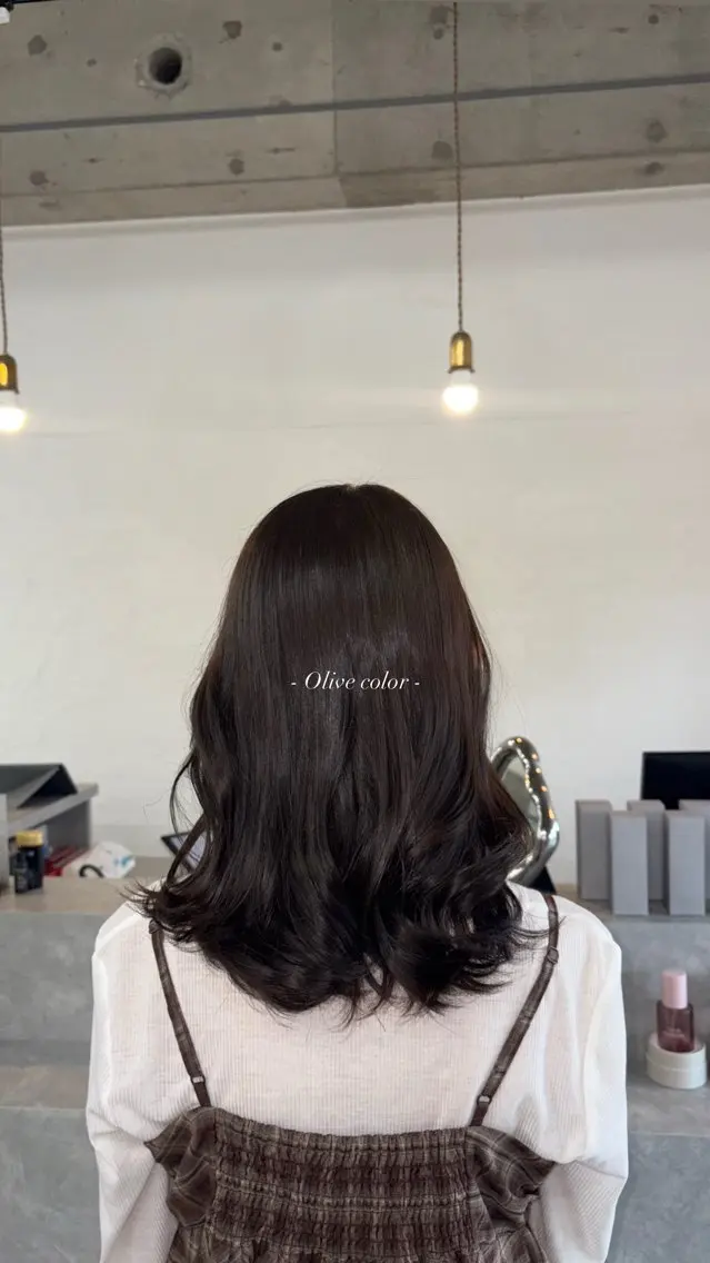 カラー ヘアカラー miloc sayaのヘアスタイル