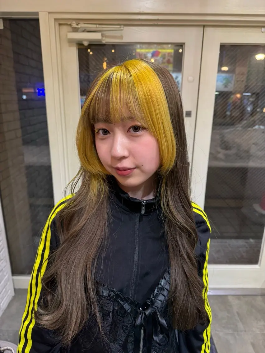トリプルカラー(カラー+ブリーチ2回)+Aujuaトリートメントの写真