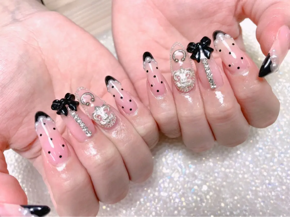 ネイル ドット フレンチネイル ロングネイル ハンドネイル ゆりか ジョアアンジェ福島のネイルデザイン
