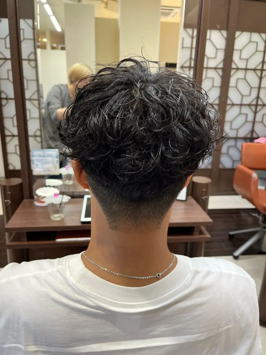 ショート パーマ メンズ マッシュ メンズパーマ 刈り上げ 🧊メンズ特化🧊 高木航希のヘアスタイル