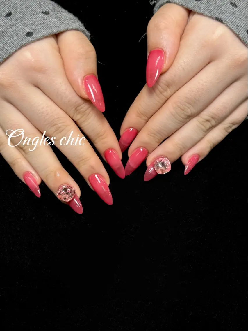 ネイル ハンドネイル ハンドケア ongles chicのネイルデザイン