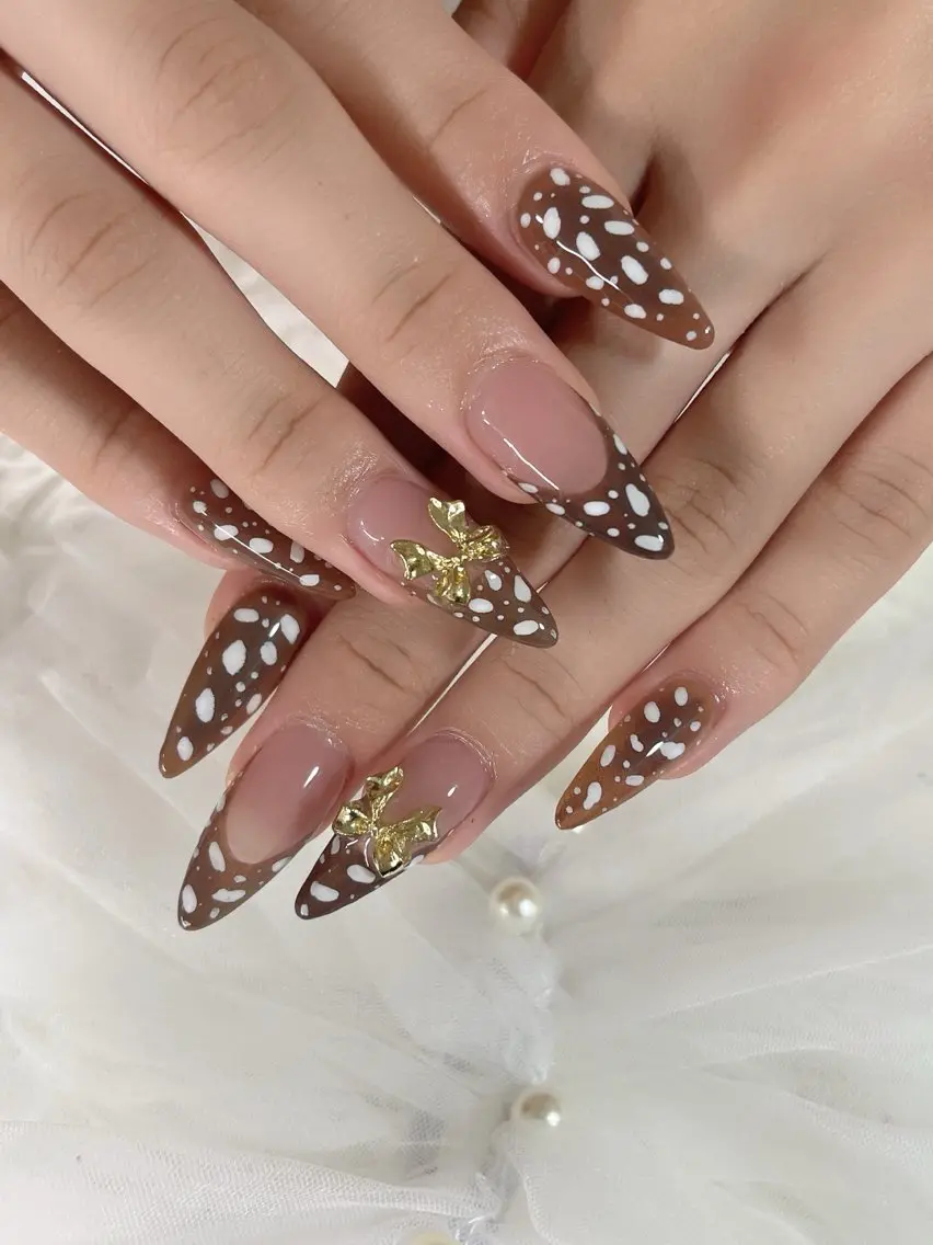 ネイル ハンドネイル YOLO NAILのネイルデザイン
