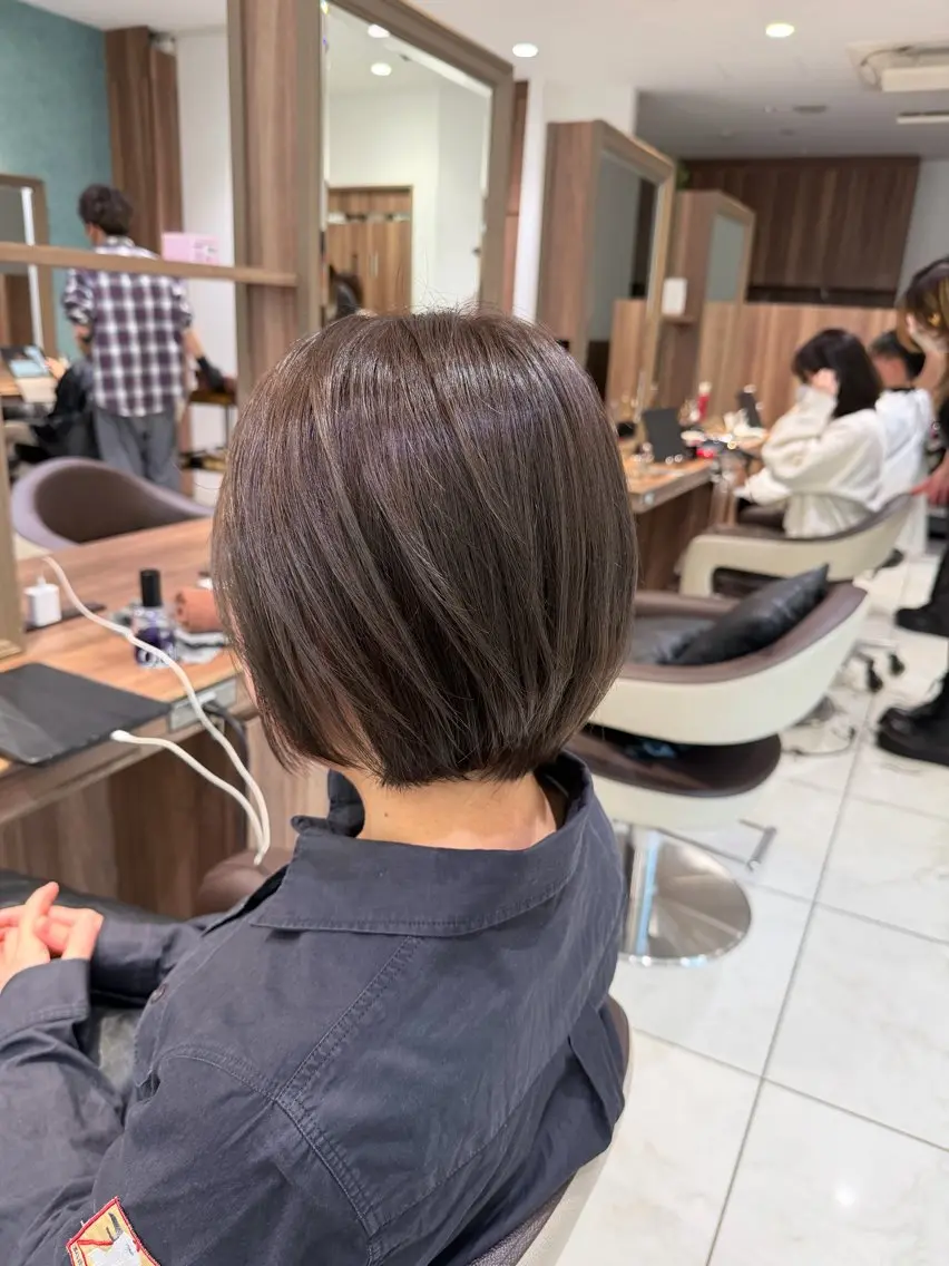 ショート カラー バレイヤージュ ハイライトカラー ハイライト レイヤーカット 🇰🇷韓国ヘア★ 副店長.쿠리타⭐︎のヘアスタイル