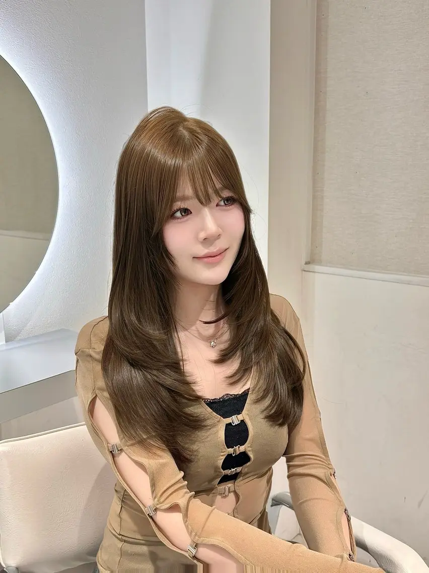 ロング カラー ベージュカラー ダブルカラー オリーブベージュ HIYORI /透明感ダブルカラーのヘアスタイル