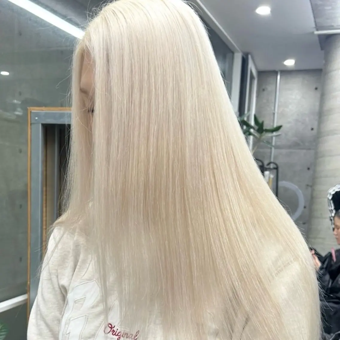 ロング カラー ヘアカラー Acchon/心斎橋 💚ダブルカラーのヘアスタイル