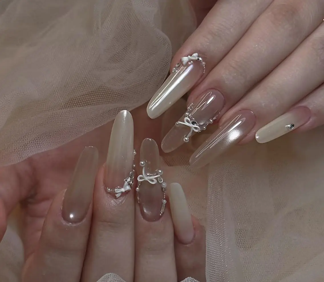 ネイル ハンドネイル 🎀 KiKi_nailのネイルデザイン