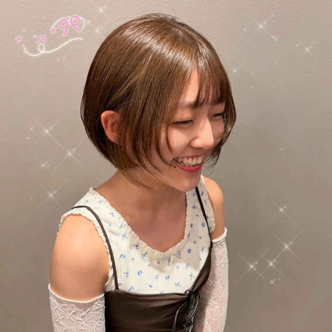ショート カラー ベージュカラー ブリーチ ブリーチなしカラー オリーブベージュ カット ヘアカラー ガーリー/チョコ /ヘアメ/あつはのヘアスタイル