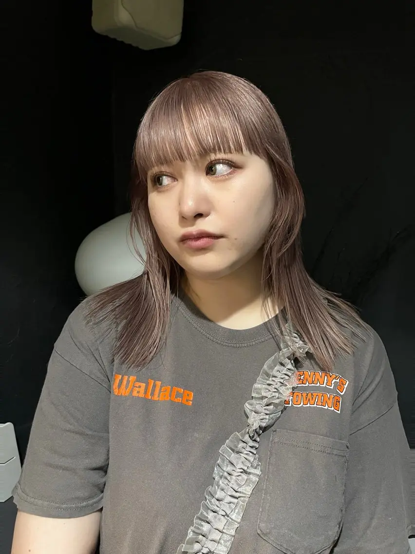 セミロング ヘアカラー 6/5まで目黒店 カラー🎀ミカゼのヘアスタイル
