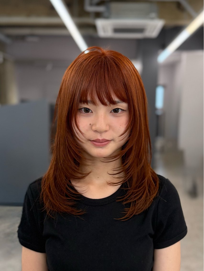 ミディアム カラー ヘアカラー anju/レイヤー カット/ハイトーンのヘアスタイル