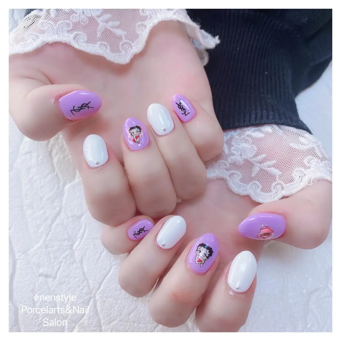 ミディアム ネイル ハンドネイル 🐾enen style 🐾のネイルデザイン