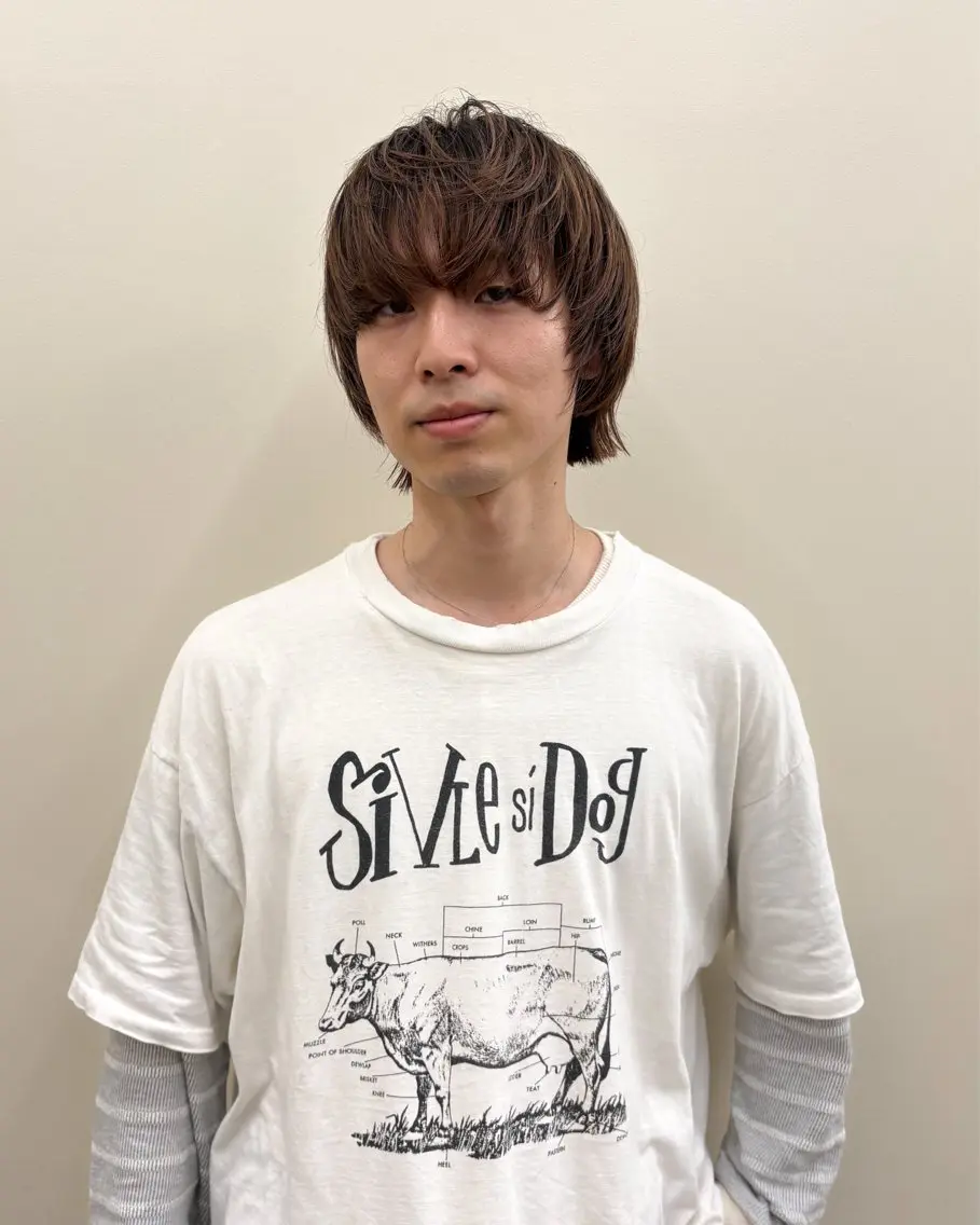 ショート カラー メンズ 顔周りカット 外ハネヘア カット ヘアカラー 【似合わせカット】 谷口海斗のヘアスタイル