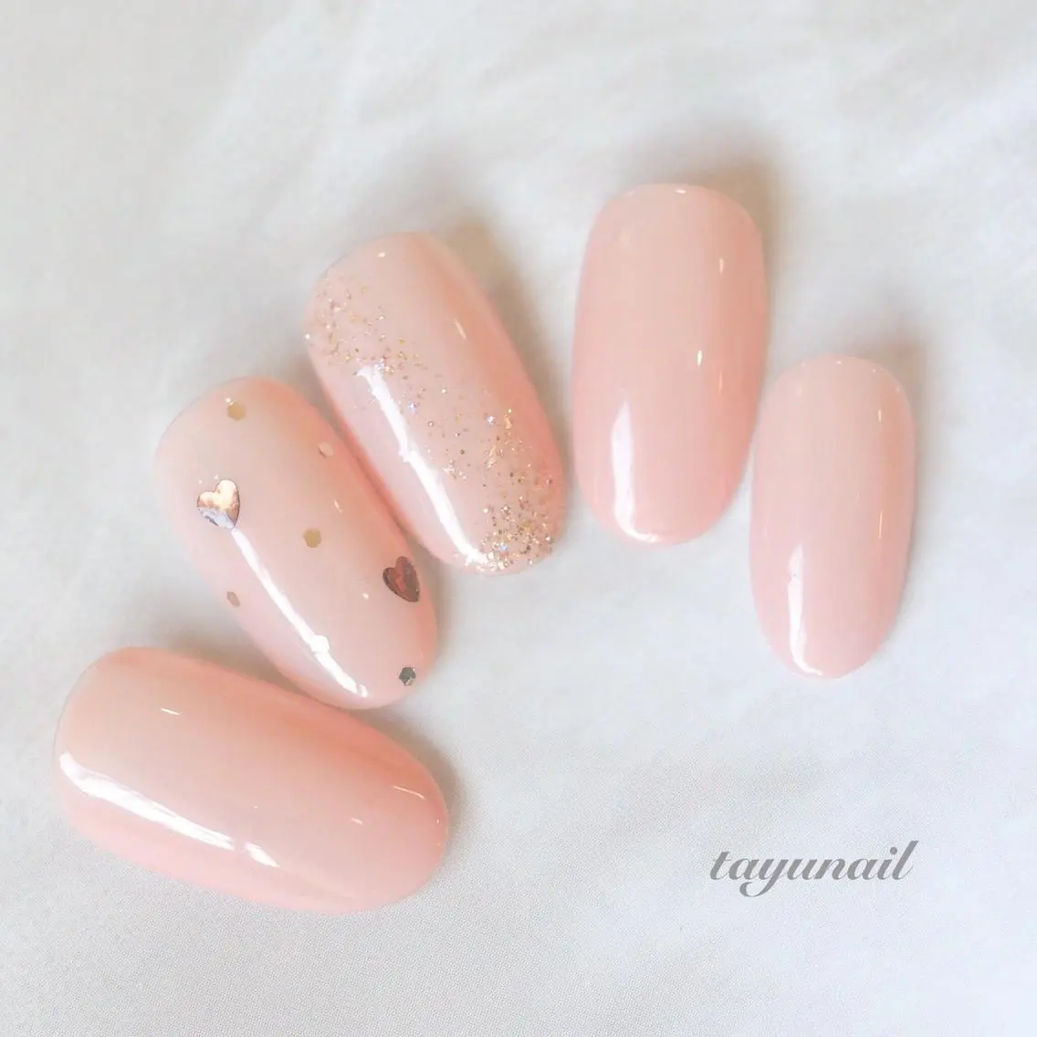 ネイル アートネイル ジェルネイル ハート キラキラネイル ニュアンスネイル ハンドネイル ネイルサロン 【たゆnail】のネイルデザイン