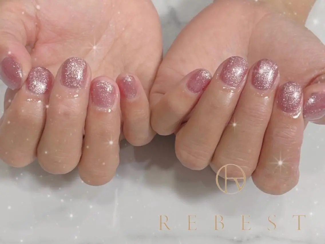 ネイル 南森町rebest 💅nailのネイルデザイン