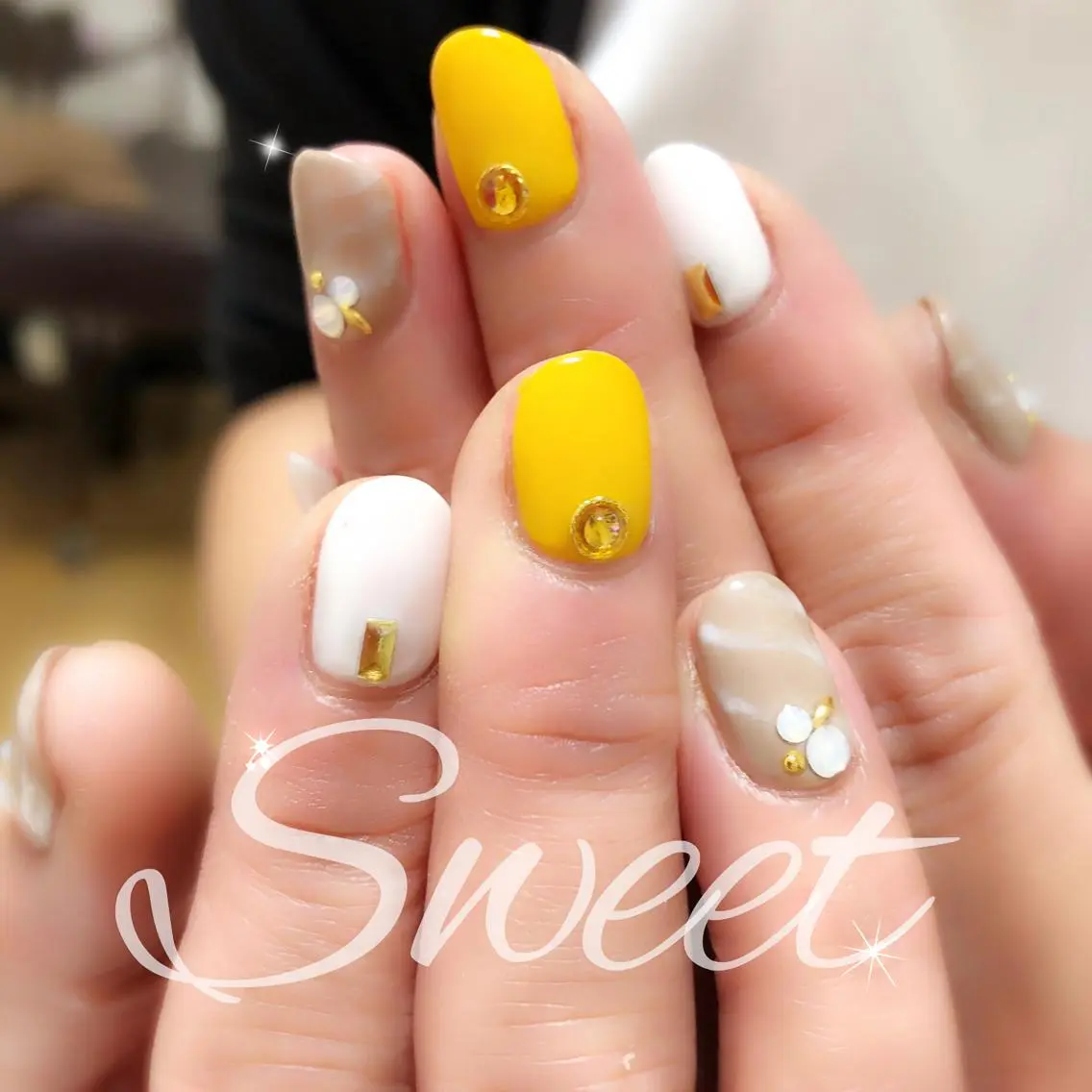 ネイル sweet 仲野陽子のネイルデザイン