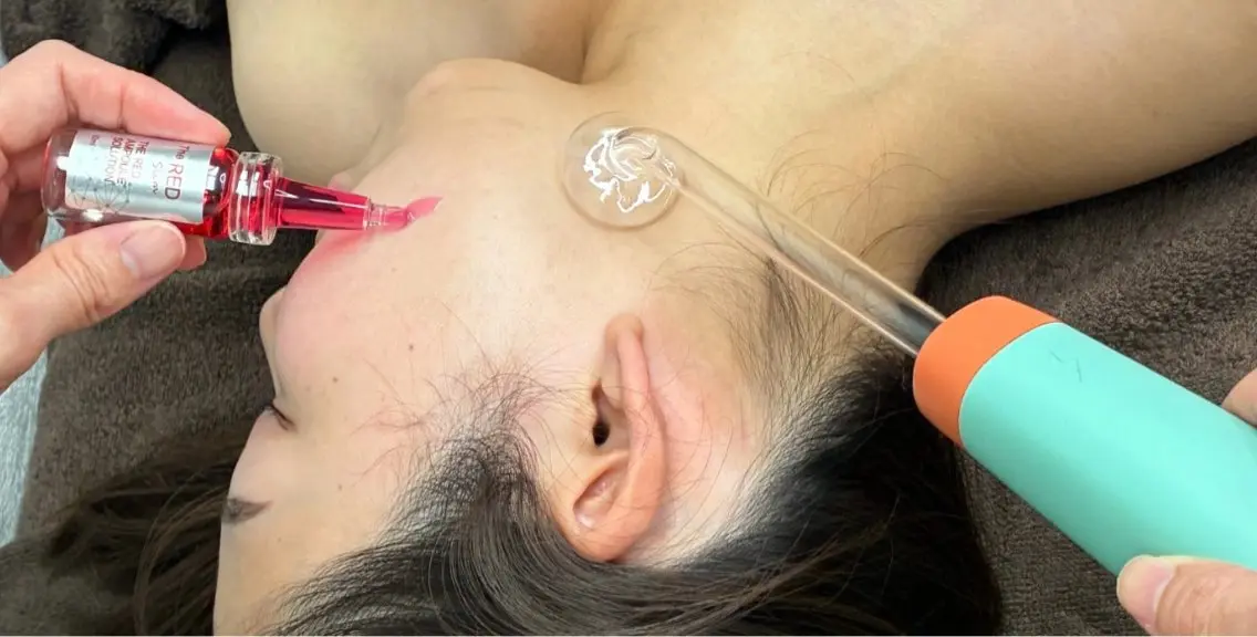 【肌に栄養】プラズマ+スピキュール美容液の写真