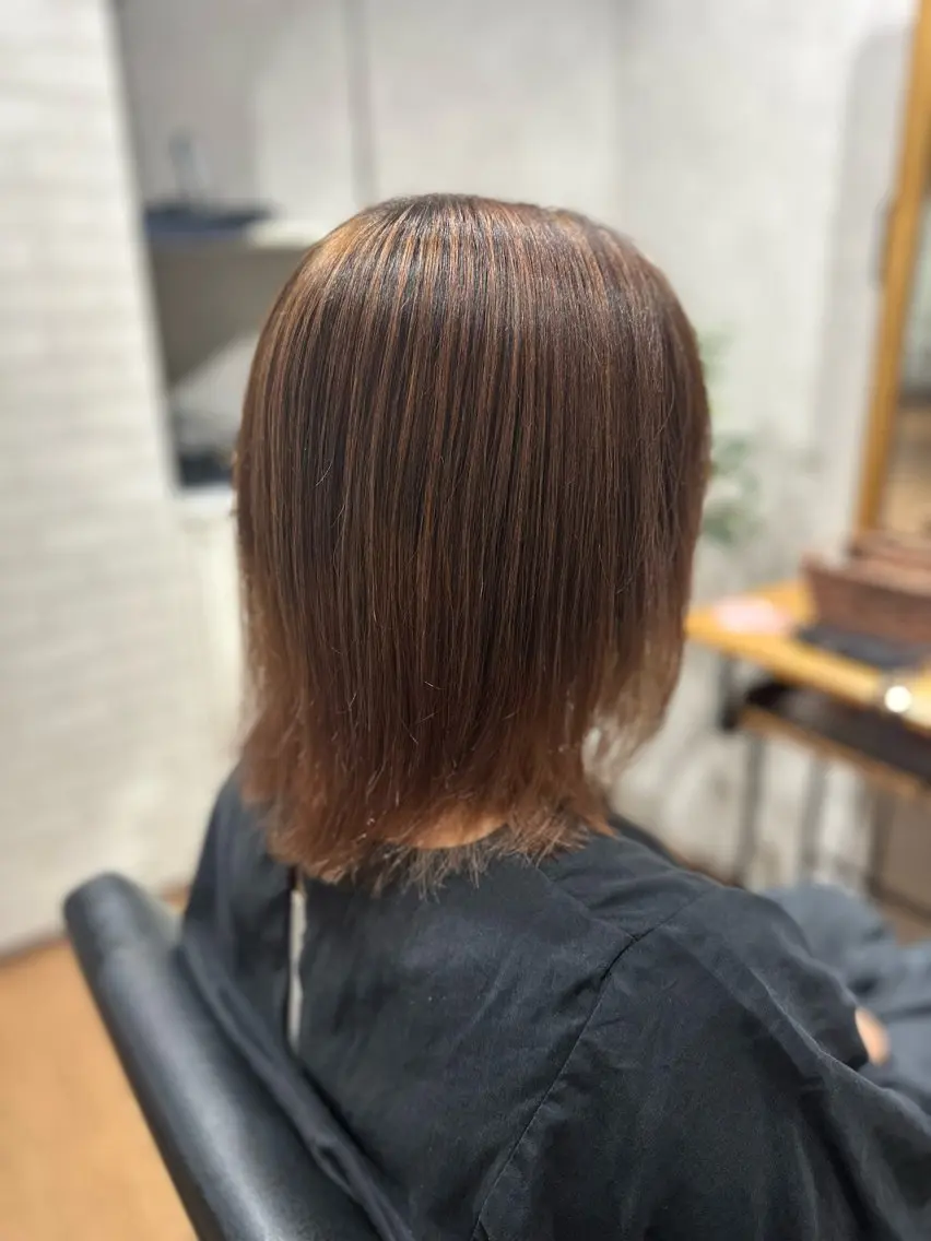 ミディアム ヘアカラー ✂️秋葉原 🤍YURI🤍のヘアスタイル