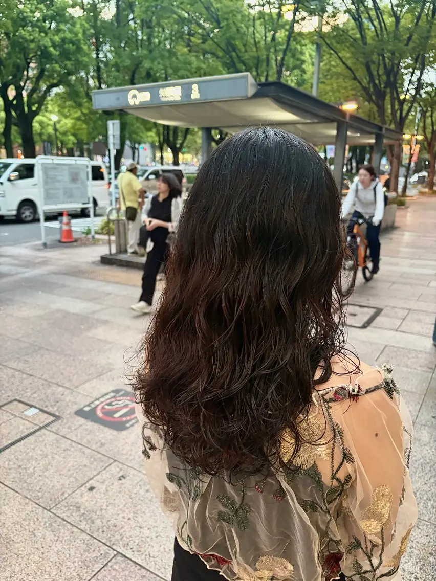 ロング パーマ 縮毛矯正 カット パーマ 井上星良 パーマ　髪質改善のヘアスタイル
