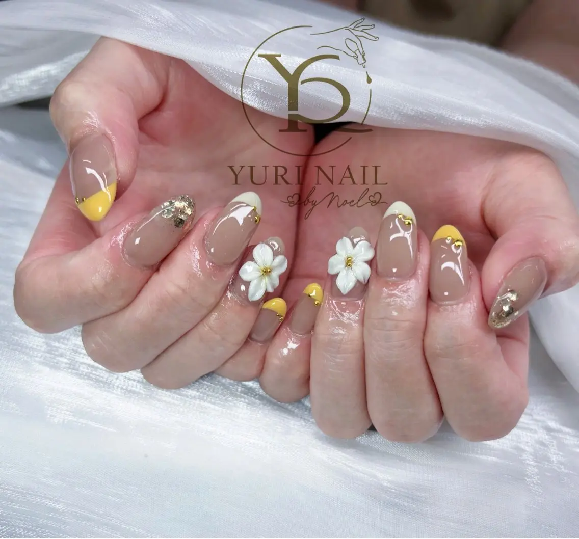 ネイル チークネイル フットネイル フレンチネイル グラデーション キラキラネイル ハンドネイル フットネイル ハンドケア YURI Nail Funabashiのネイルデザイン