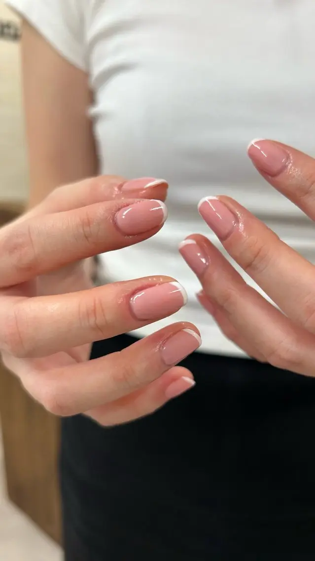 ネイル フレンチネイル プライベートサロン etelüのネイルデザイン