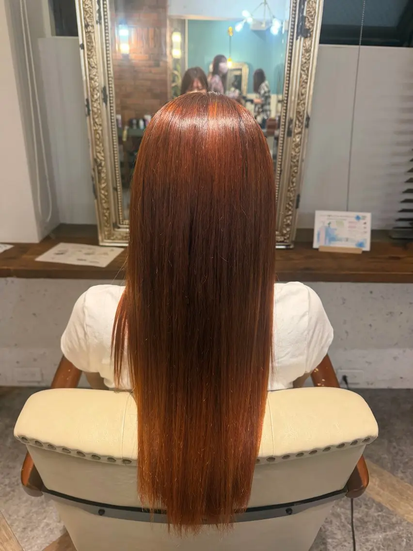 ロング 猪野 音羽のヘアスタイル