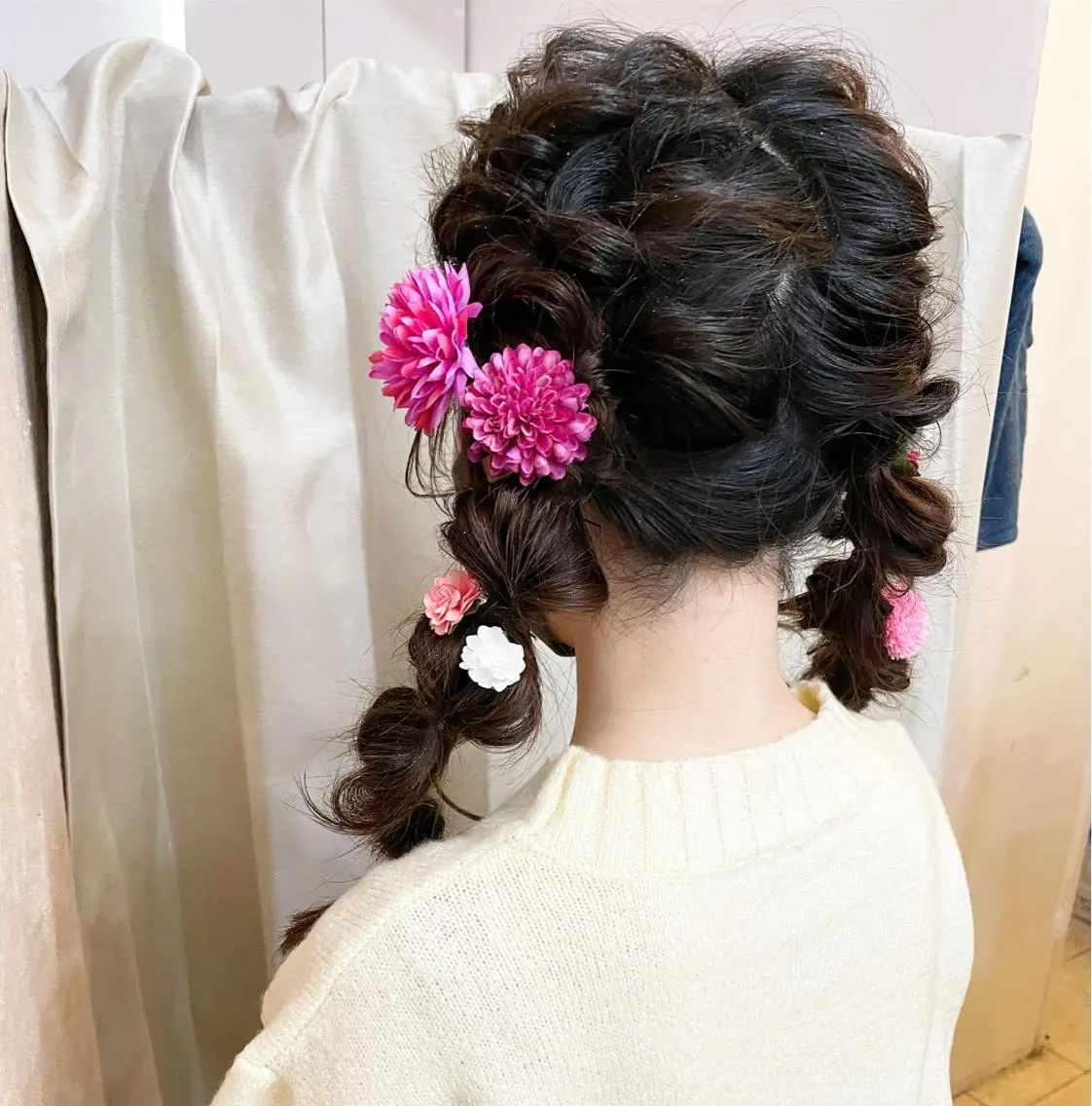 セミロング ヘアアレンジ 成人式 ツインテール デート 🦋高瀬寛菜🦋 韓国レイヤーのヘアスタイル