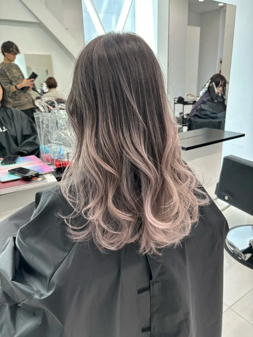 ミディアム ヘアカラー トリートメント 韓国レイヤー/ヘア カラー🎀ayamiのヘアスタイル