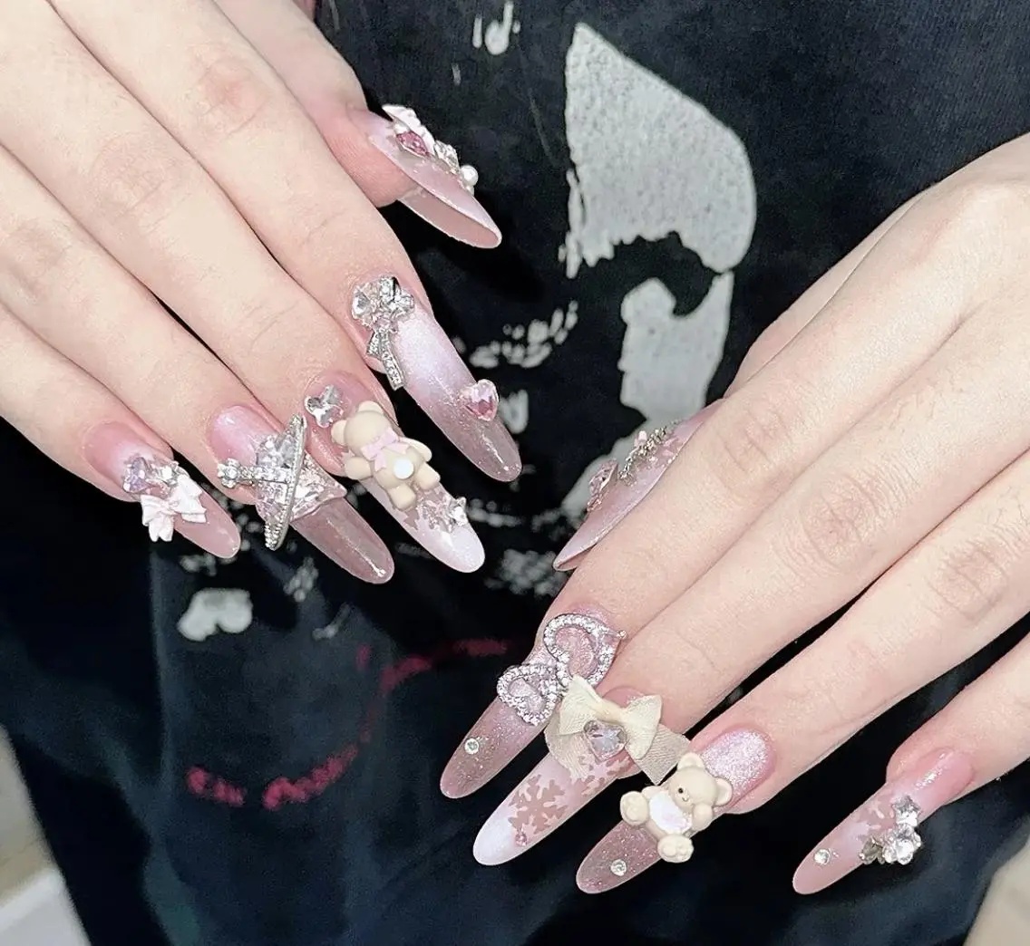 ネイル ハンドネイル ハンドケア 🍑 momo_nailのネイルデザイン