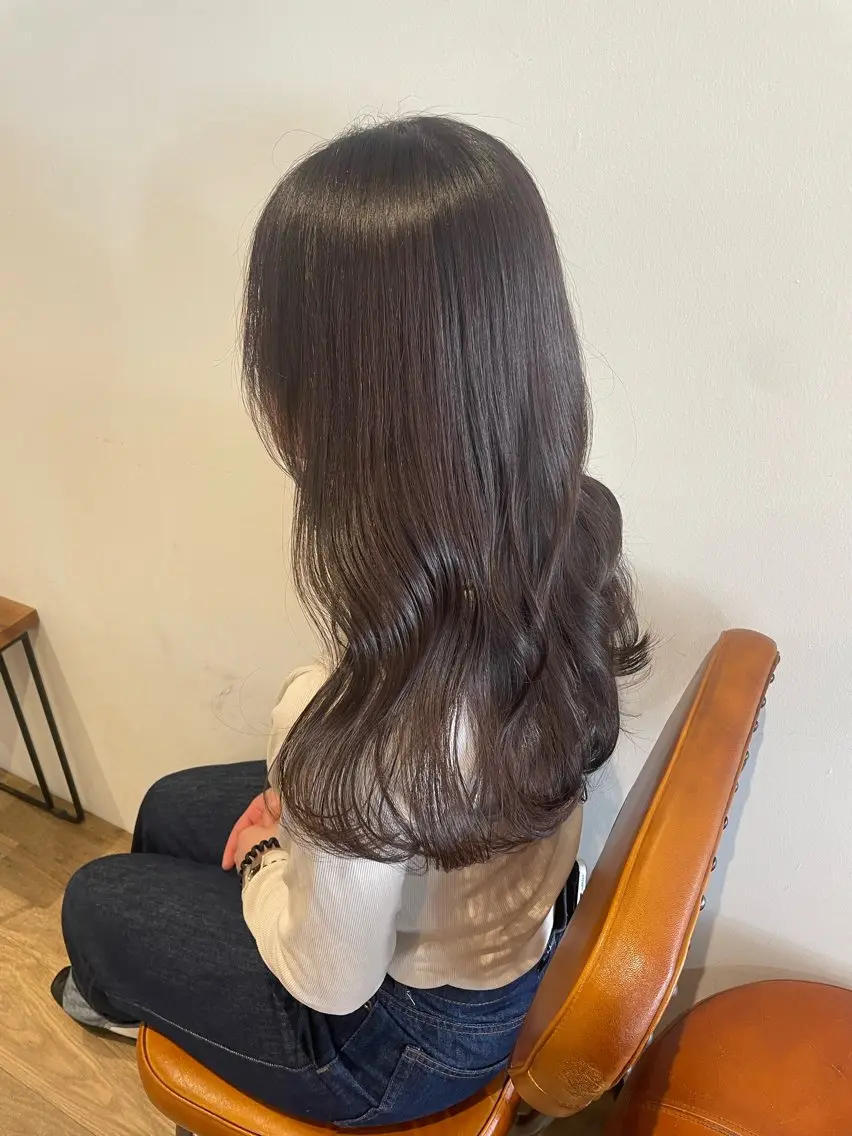 ロング カラー ヘアアレンジ グレージュ ラベンダーカラー ラベンダーグレージュ ラベンダーグレー ヘアカラー トリートメント coco♡ 韓国hairのヘアスタイル