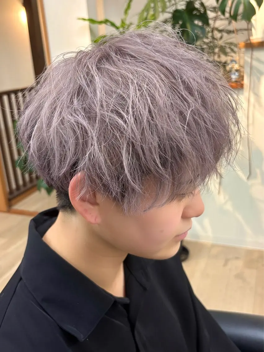 ショート カラー ラベンダーカラー シルバー ヘアカラー トリートメント RAIA💎ケア ブリーチ&パーマ💎のヘアスタイル
