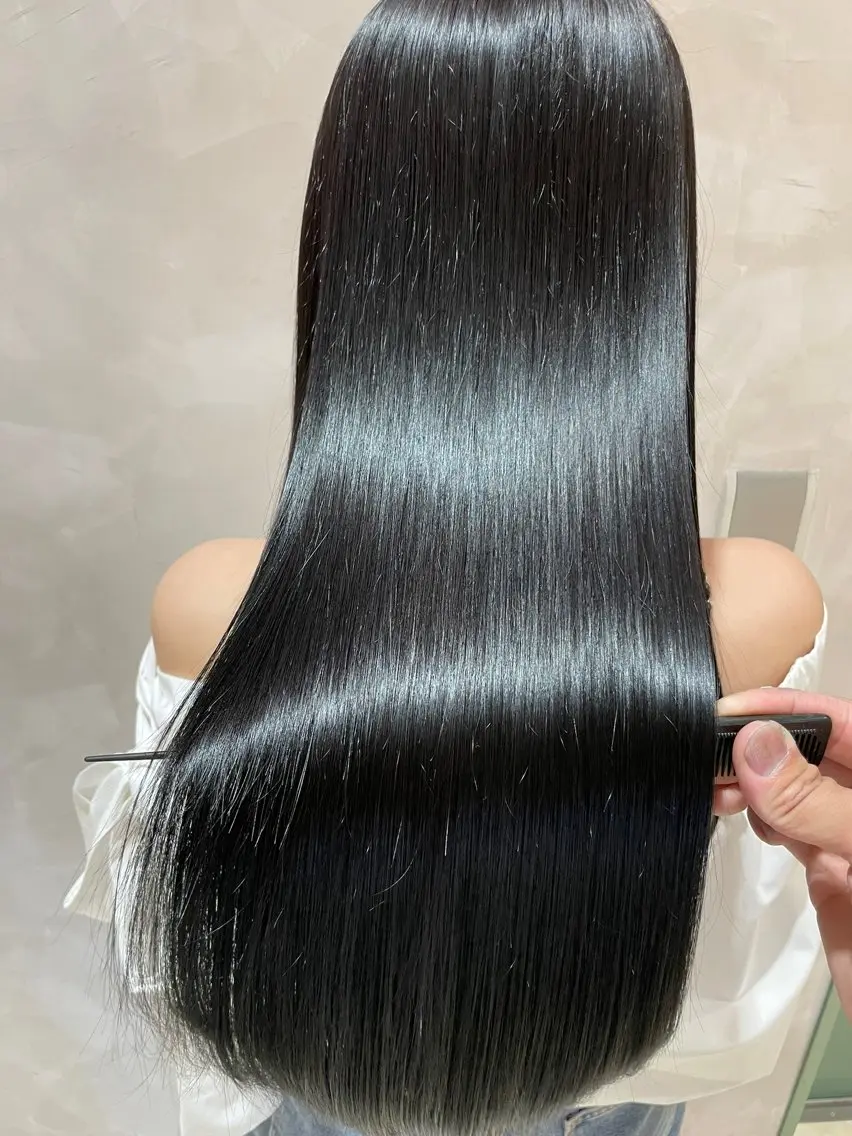 ロング トリートメント カット ヘアカラー トリートメント ISHIKI Yuuyaのヘアスタイル