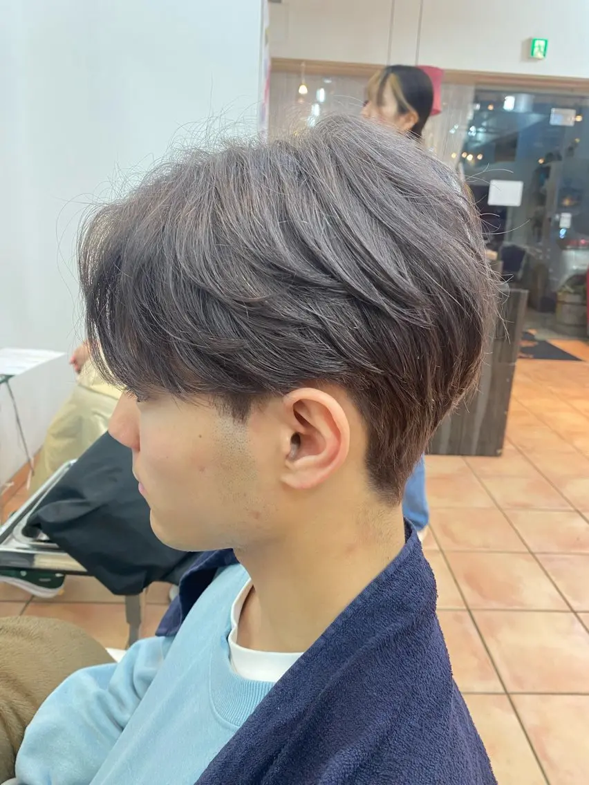 ショート カット ヘアカラー カラー特化 横川　翔希のヘアスタイル