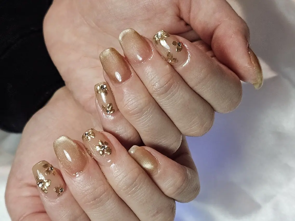ネイル ハンドネイル Y. Reonaのネイルデザイン