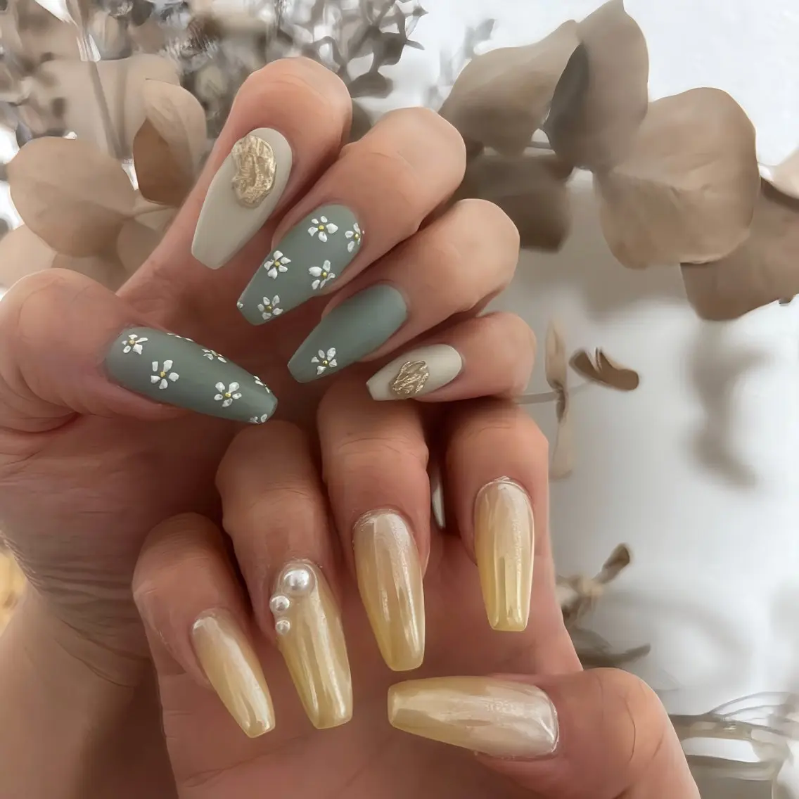ネイル ハンドネイル are you nailのネイルデザイン
