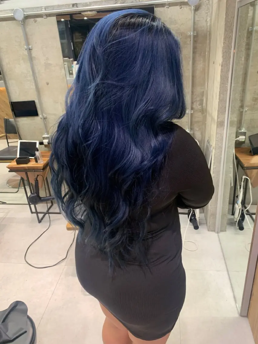 ロング 🦋MAHO🦋 デザインカラーのヘアスタイル
