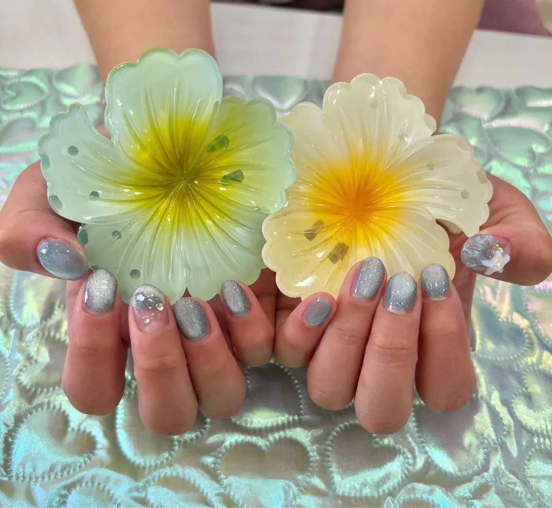 ネイル アートネイル 水色 マグネットネイル shiho セプトアカデミーのネイルデザイン